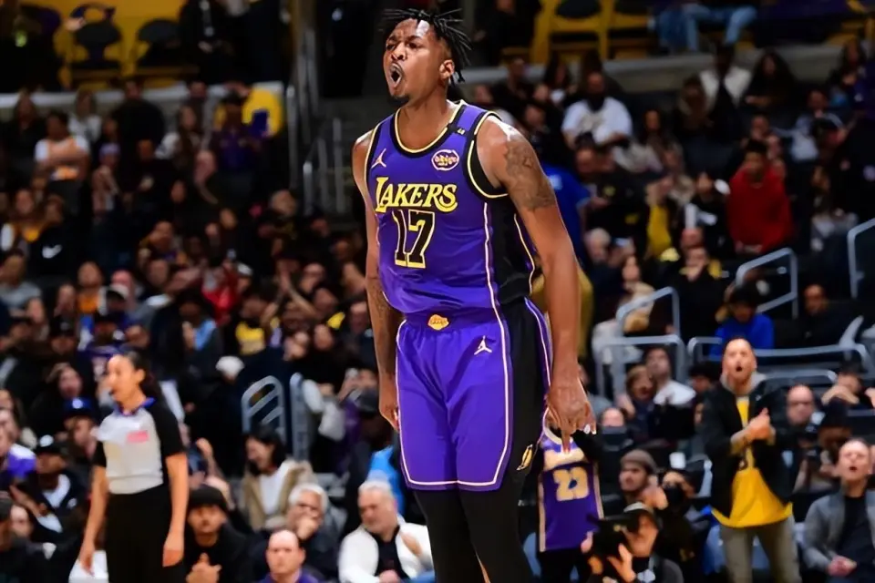 优秀的球员, 芬尼, 岁的老将了